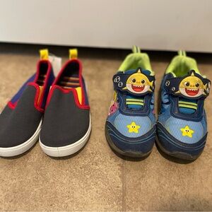 2x Kids Size 9 Shoes Baby Shark and Colorblock slip-ons